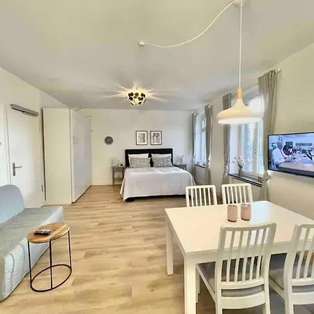 Siegburg- Helles Mit Charme Ice Bhf